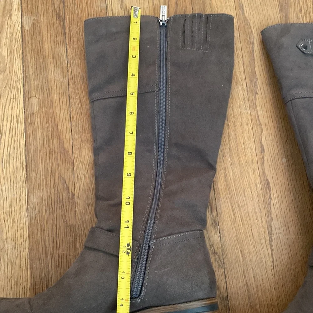Kenneth Cole zip up boots - Picture 8 of 10